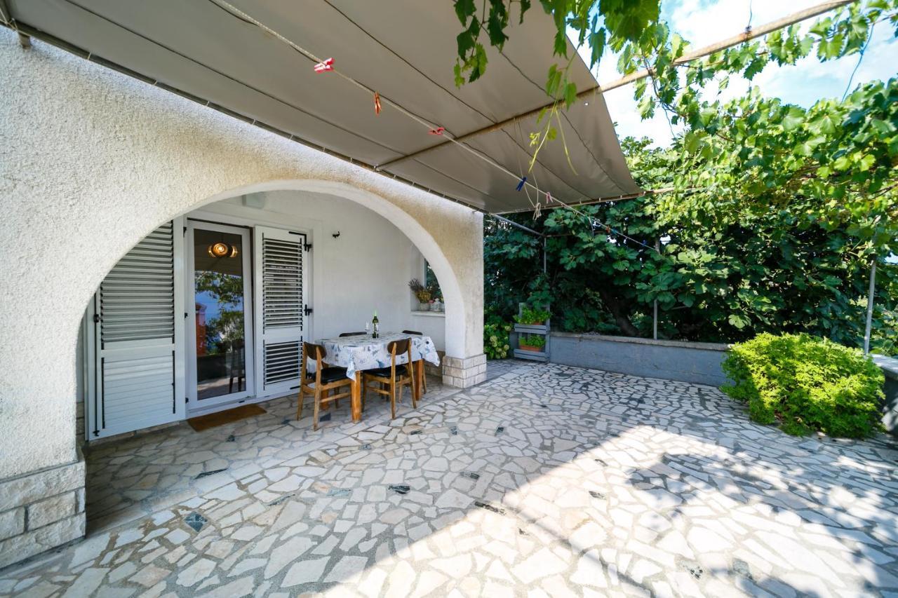 Apartment Zuza Krk Krk Town Eksteriør bilde