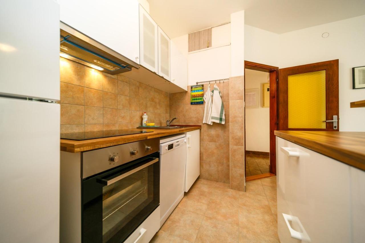 Apartment Zuza Krk Krk Town Eksteriør bilde